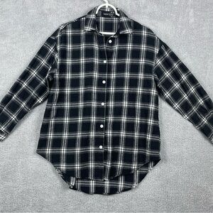 Black and white long sleeve shirt